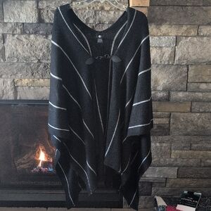 Chic Black and White Women's Poncho